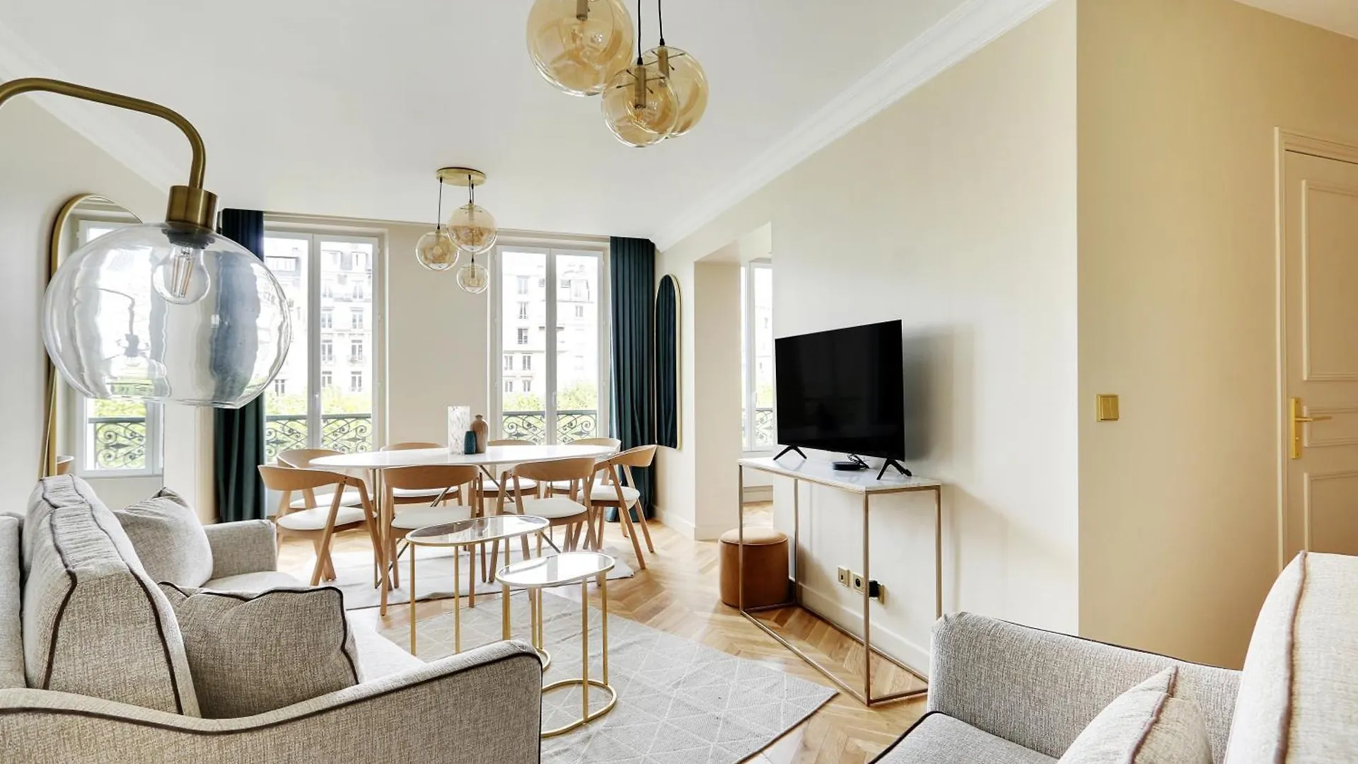 Pick A Flat'S Apartment In Invalides - Avenue De Breteuil Paris 0*,